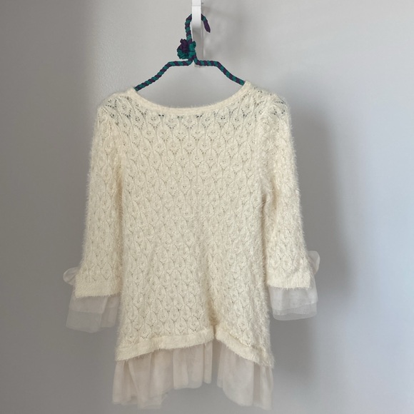 Hand made soft knitted ivory wool sweater with white tulle trim and bows. - Picture 2 of 2